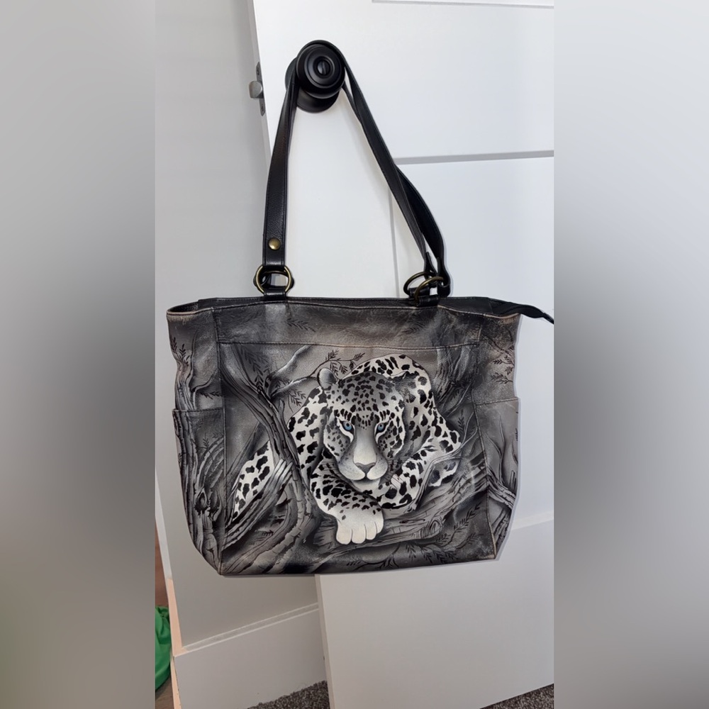 Anuschka Snow Leopard Leopard Bag
